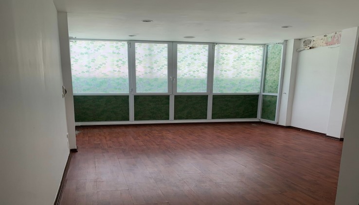 CHO THUÊ MBKD HÀNG ĂN UỐNG PHỐ GIẢNG VÕ, ĐỐNG ĐA, 100M2, VỈA HÈ RỘNG 20M, 65 TRIỆU